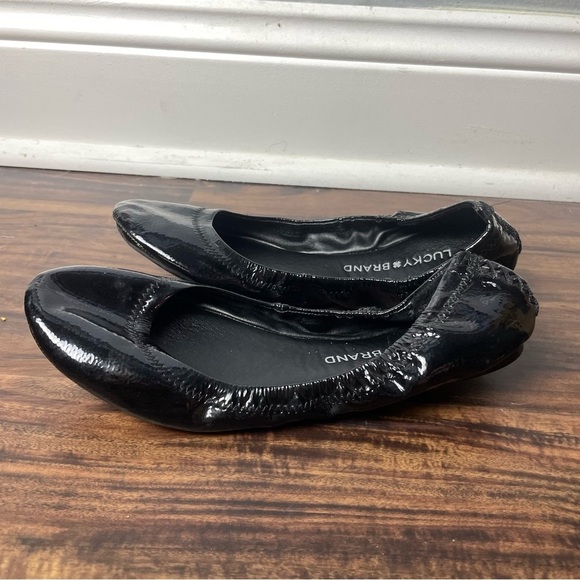Lucky Brand Size 6 M Patent Leather Ballet Flat - Picture 3 of 12